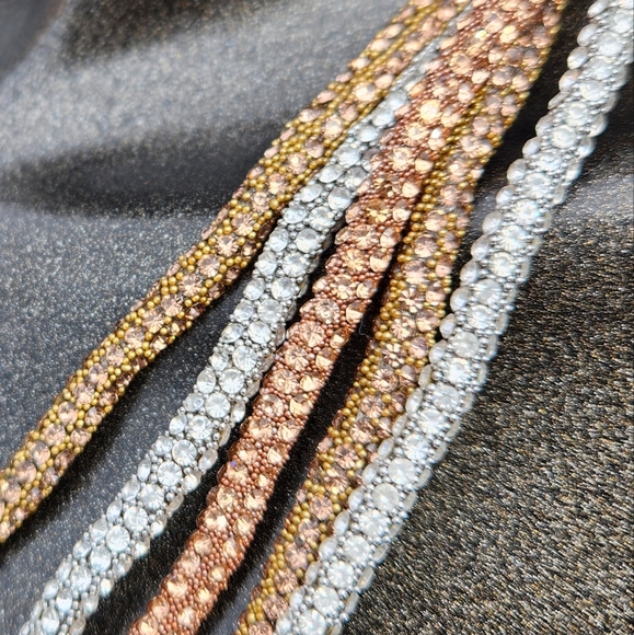 Elegant Multicolor Layered Necklace - Picture 7 of 17